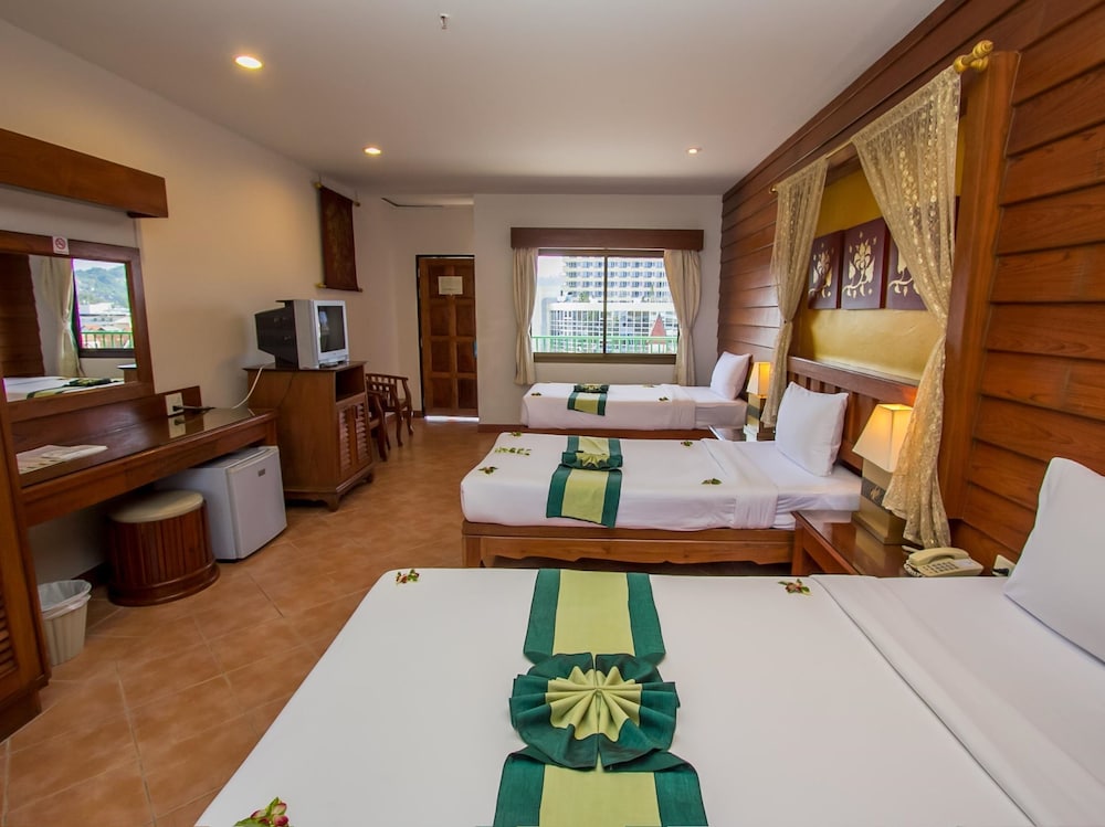 Bel Aire Patong Resort 24/54
