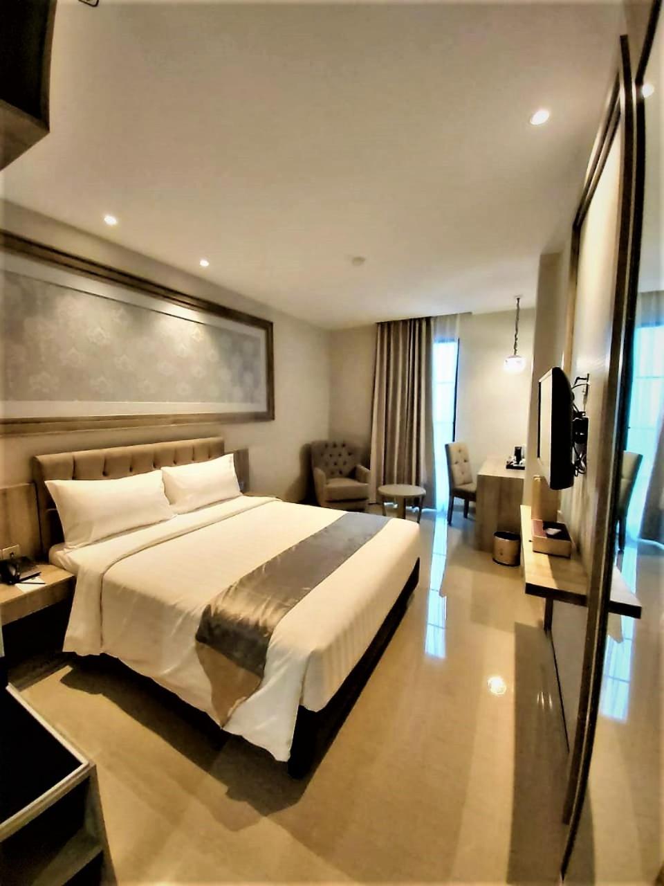 Savero Style Hotel Bogor 7/16