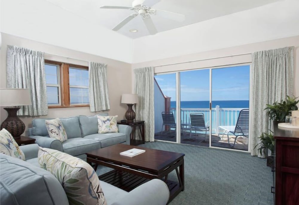 Pompano Beach Club 21/46