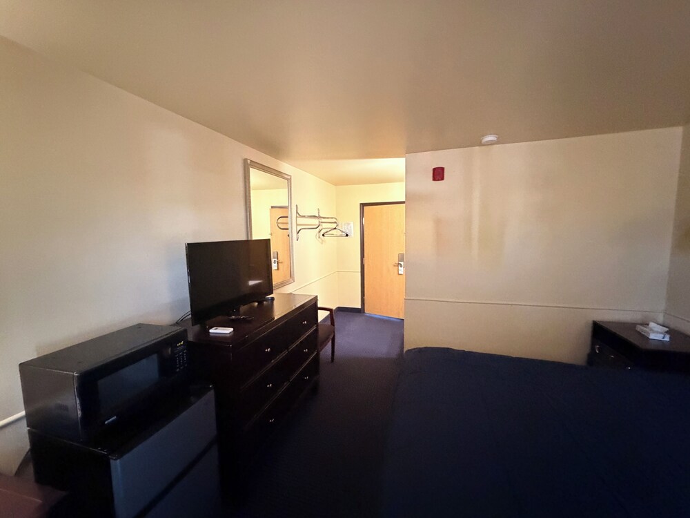 East Grand Inn Grand Forks ND I 29 41/64