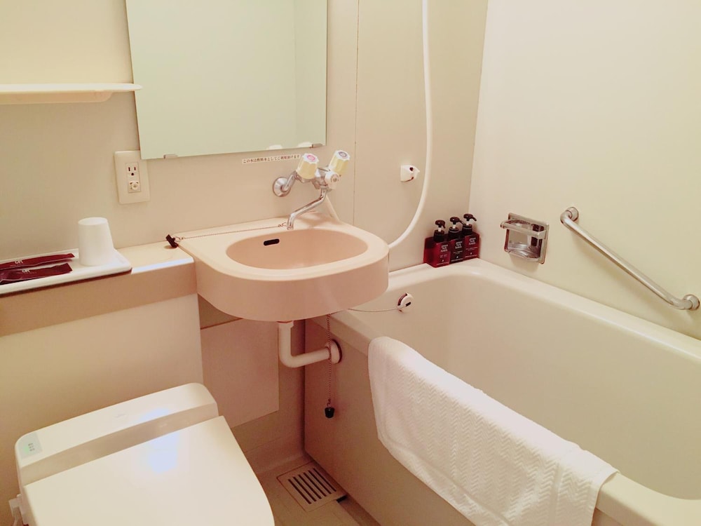 Oita Regal Hotel 47/49