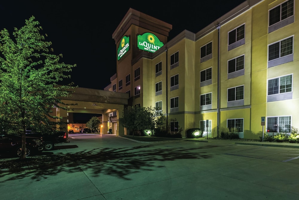 La Quinta Inn & Suites by Wyndham Fargo-Medical Center 57/60