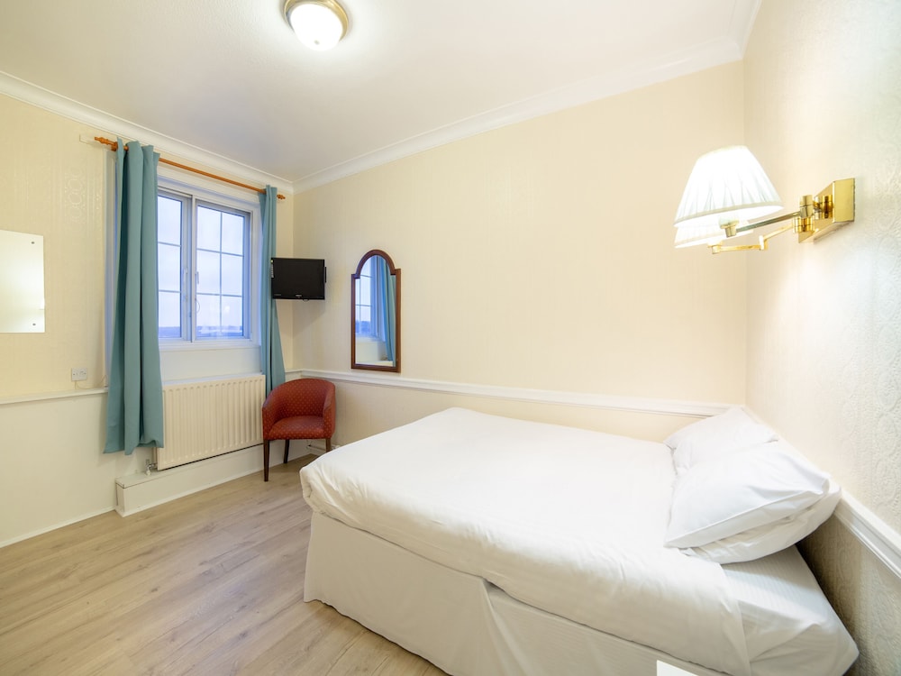 George Hotel Burslem Stoke-on-Trent 23/42