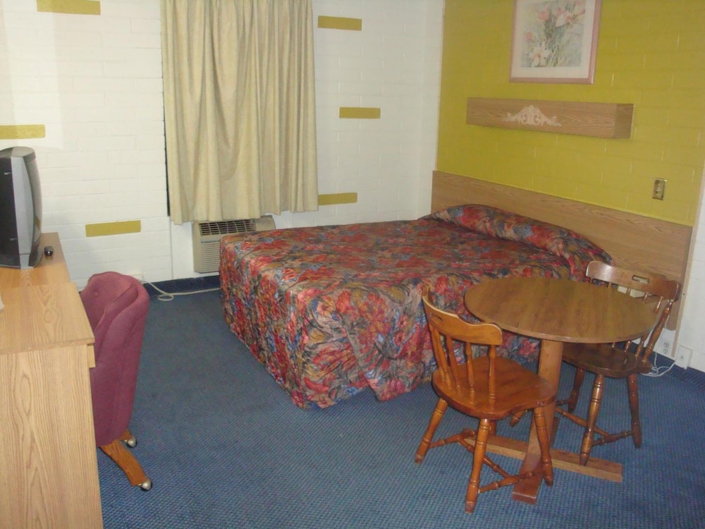 Travelers Inn by Hotel O Lake Havasu City 13/36