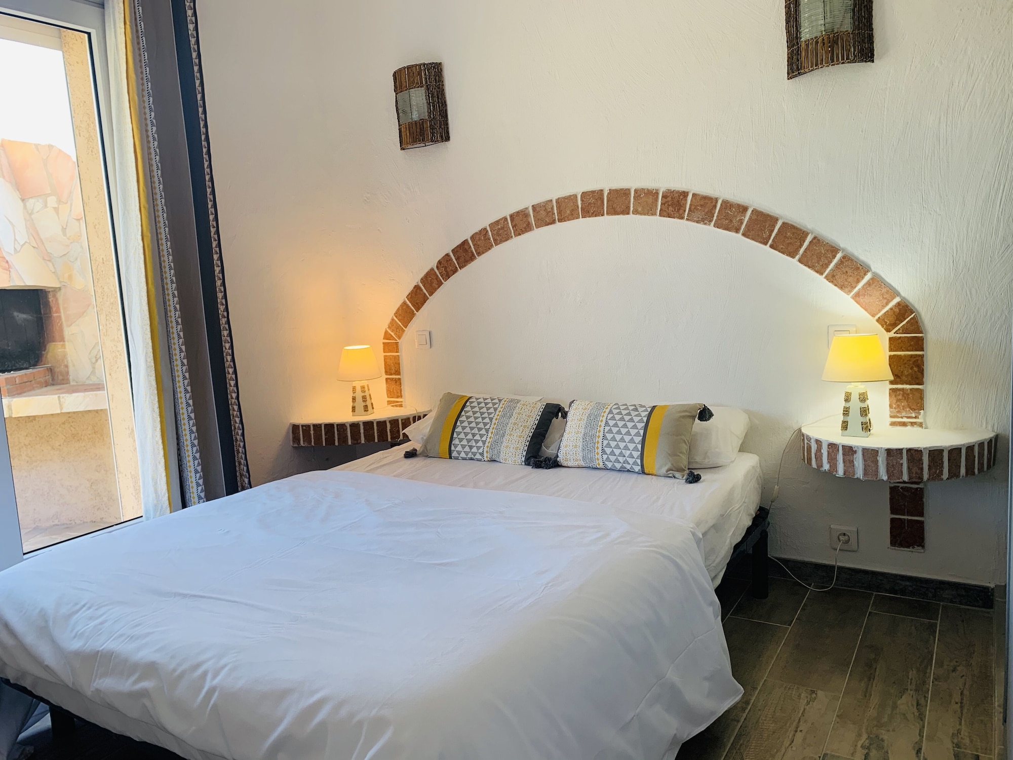 2 BEDROOMS, VILLA