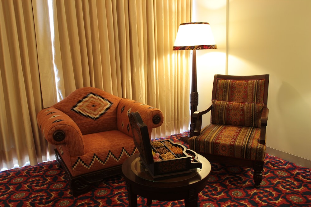 DUSHANBE SERENA HOTEL 46/70