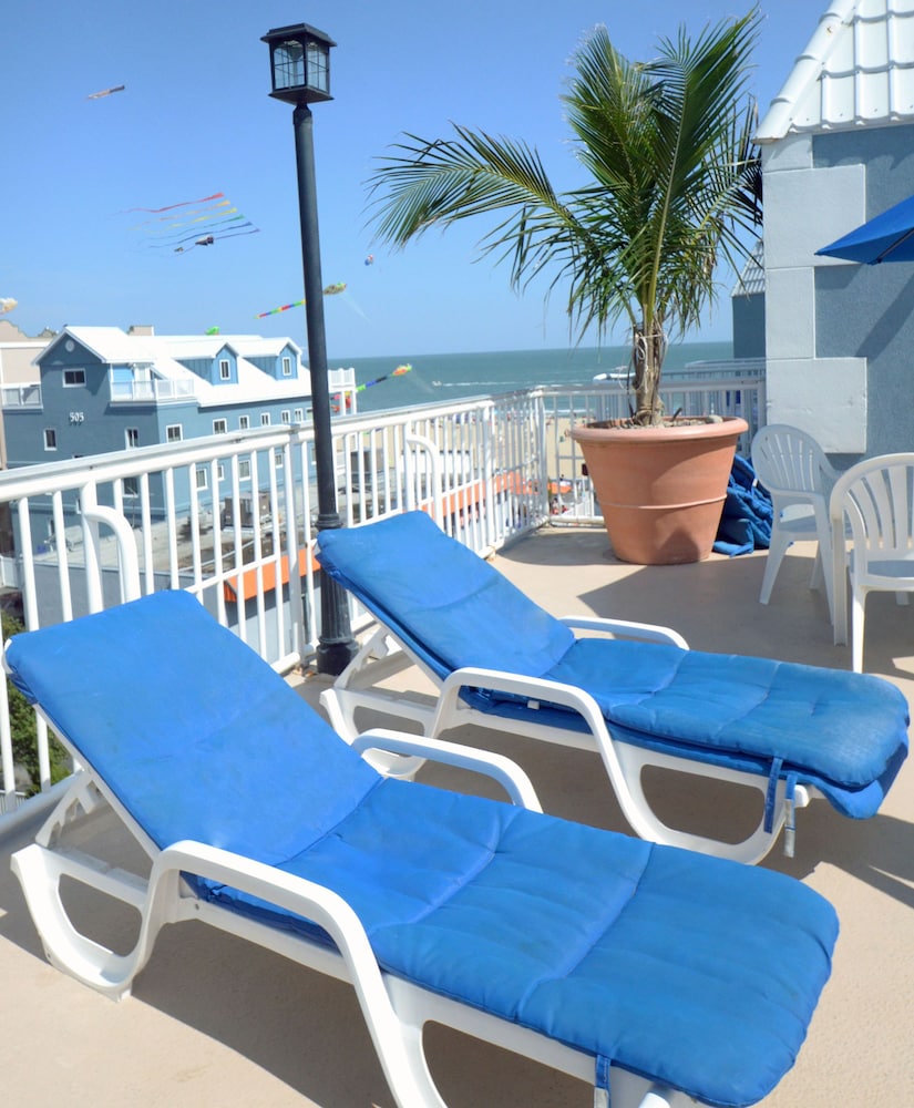 Tidelands Caribbean Hotel and Suites 36/62