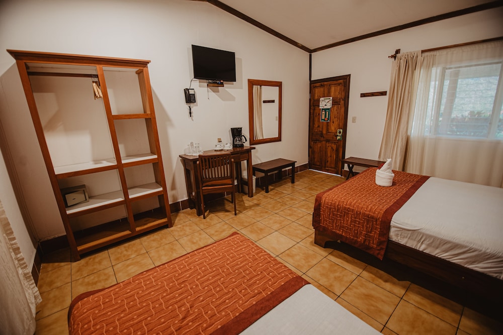 Hacienda Guachipelin Hotel 17/71