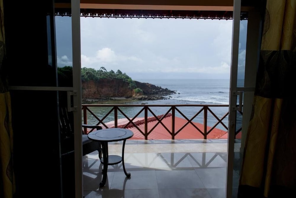 New Bay View Villa 25/50
