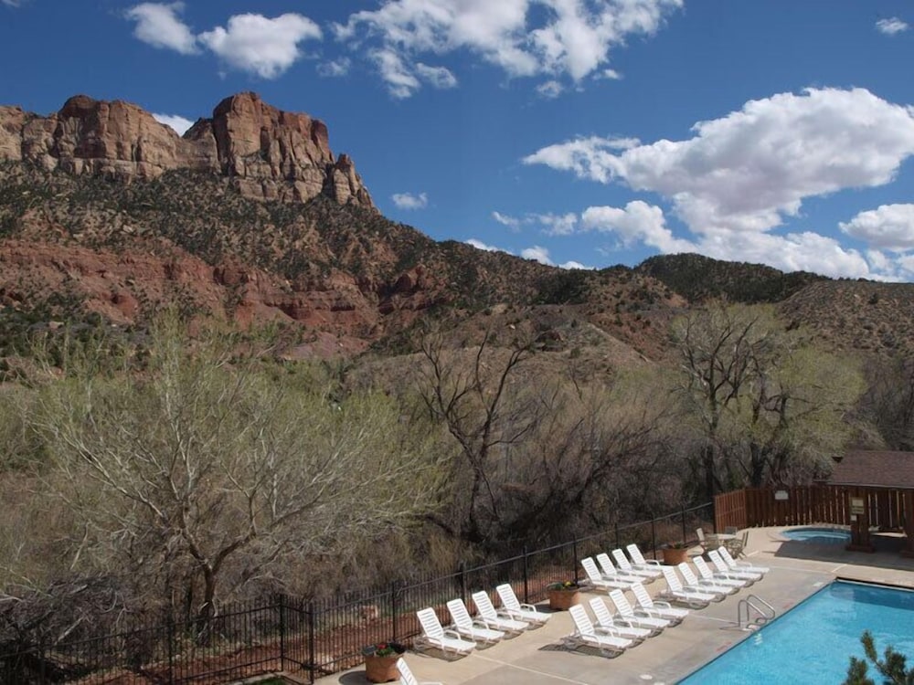 Hyatt Place Springdale/Zion National Park 57/63
