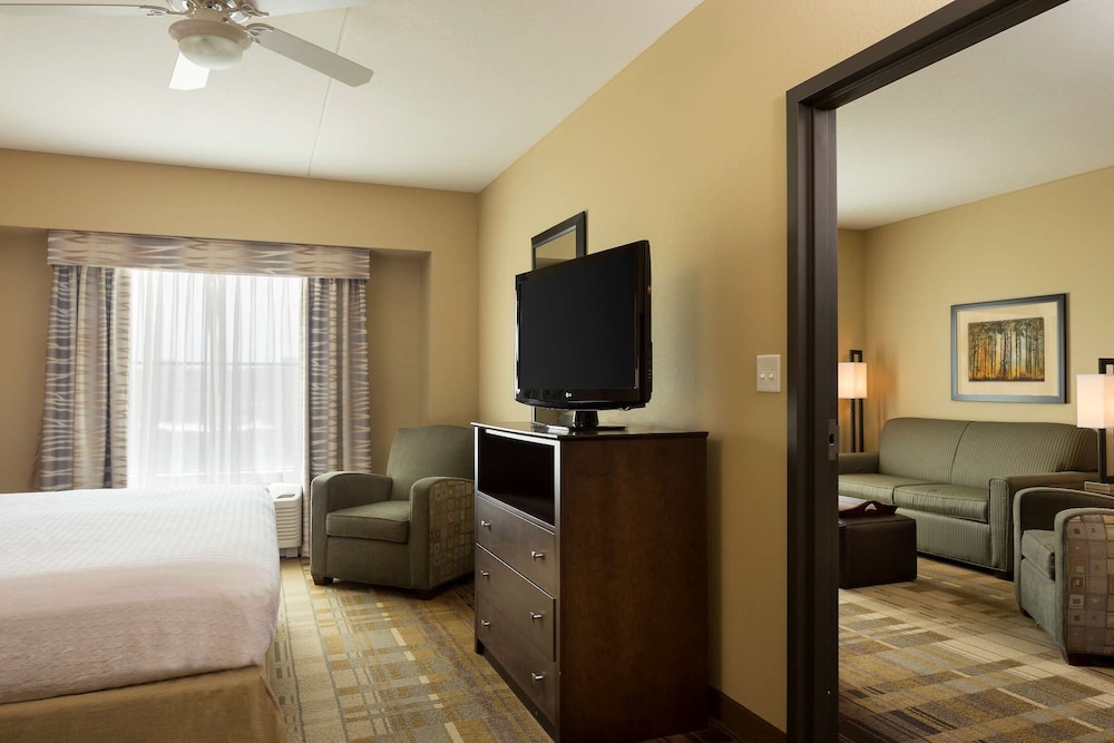 Homewood Suites By Hilton Coralville Iowa River Landing 30/44