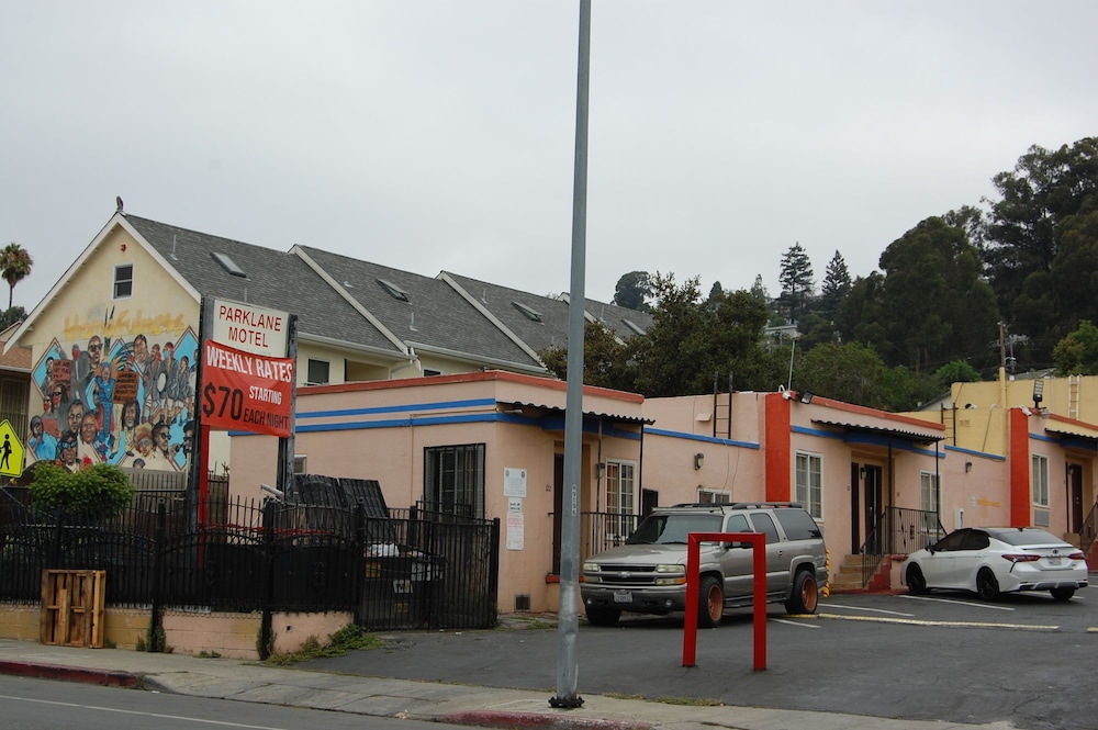 Parklane Motel 11/15