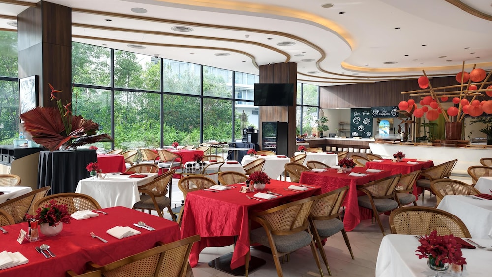 Radisson Resort Layan Phuket 60/75