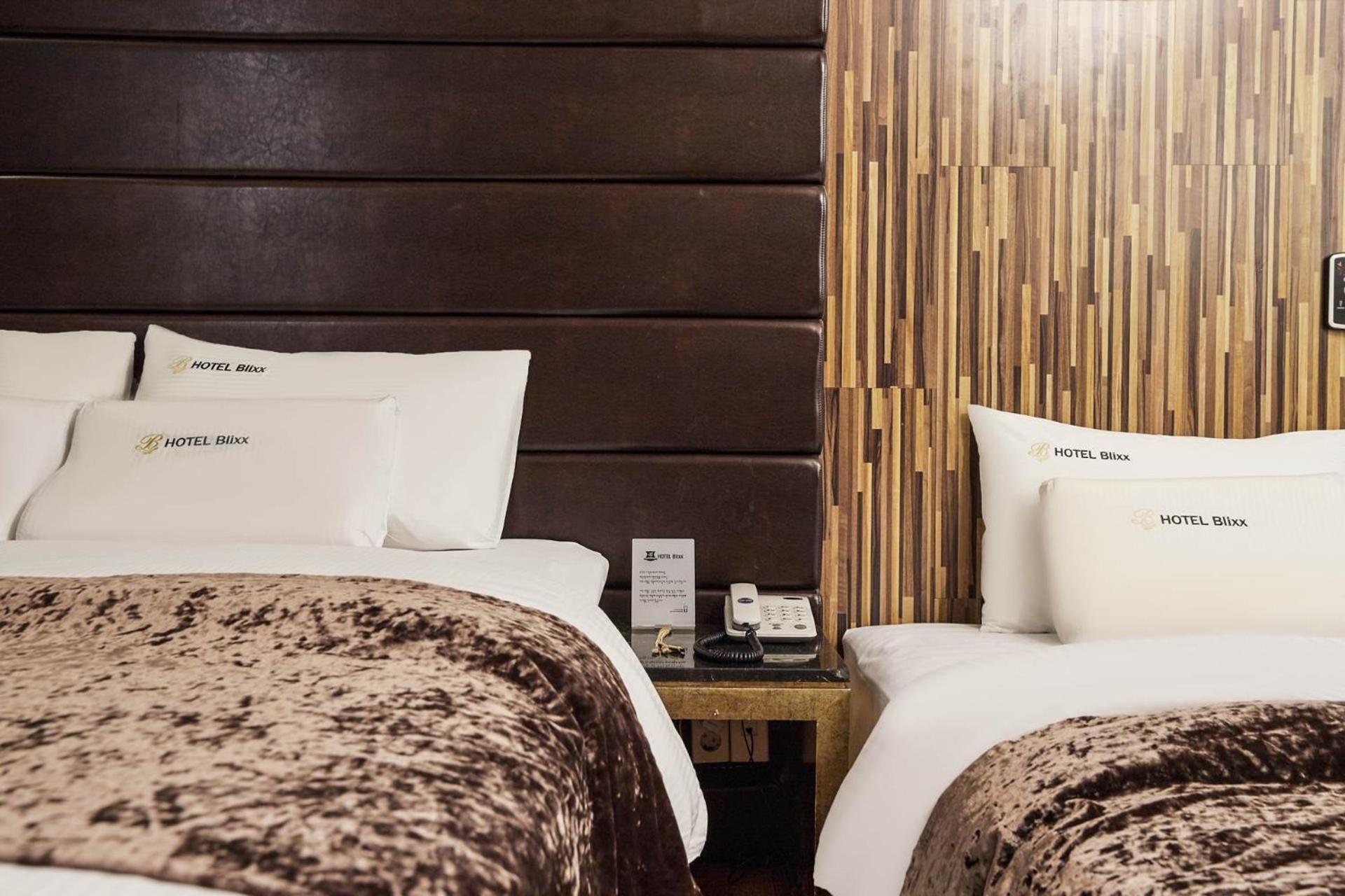 Blixx Hotel 38/50