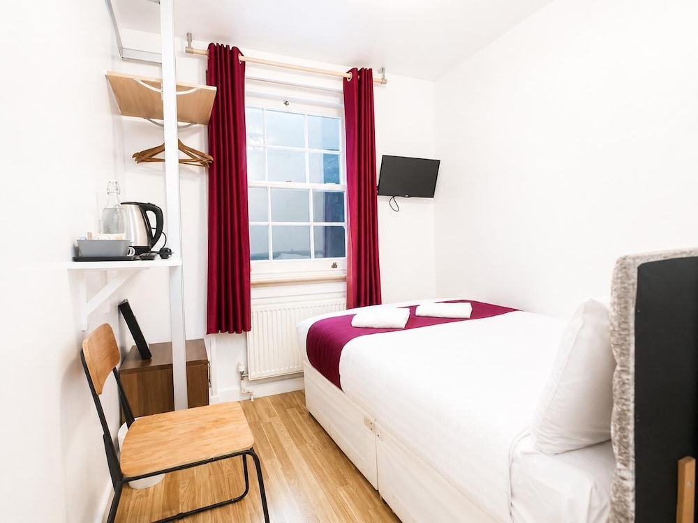 King's Cross Hotel 24/50
