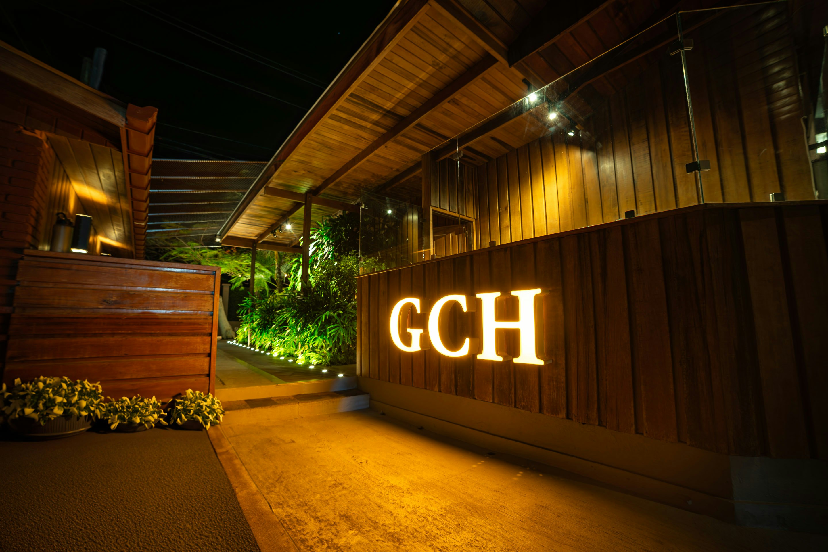 Grand Coastal Hotel 23/50