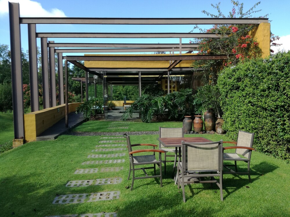 Casa en el Campo Hotel &amp; Spa 66/71