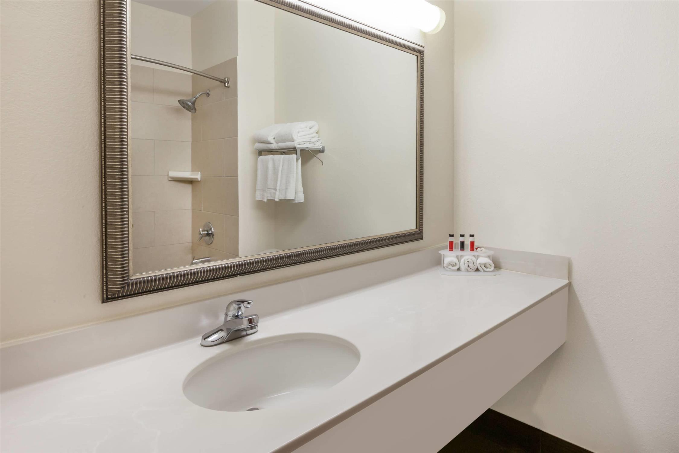 Baymont By Wyndham Chelsea 10/11