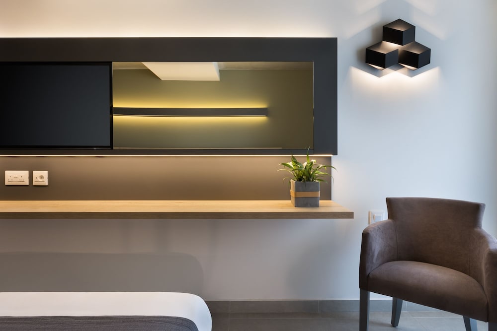 Azur Hotel by ST Hotels 22/42