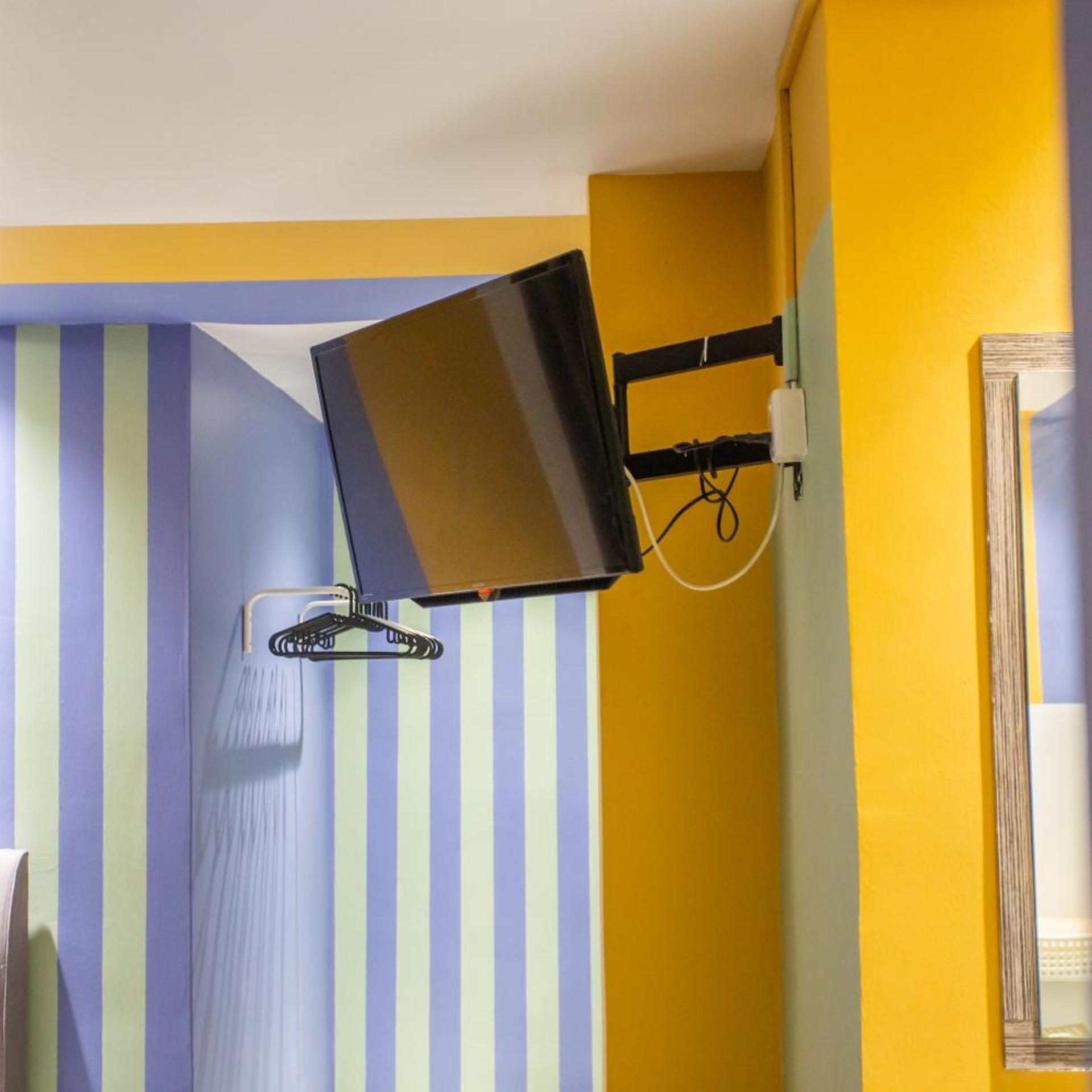 OYO 90028 Ragula Hotel 34/45