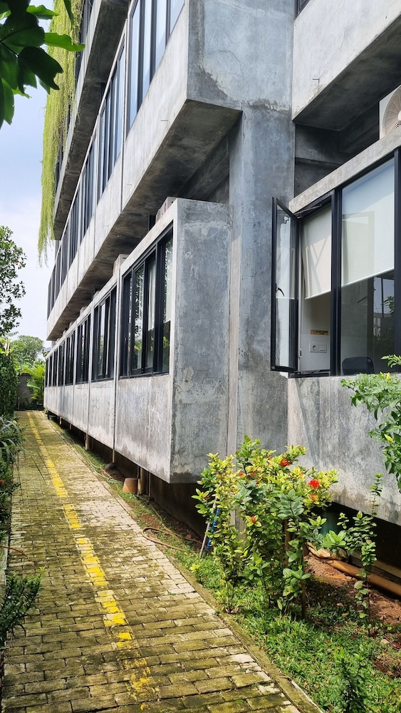 Guest House 555 NKI 47/50
