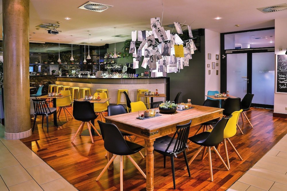 Hotel Frankfurt Messe Affiliated By Melia 50/73