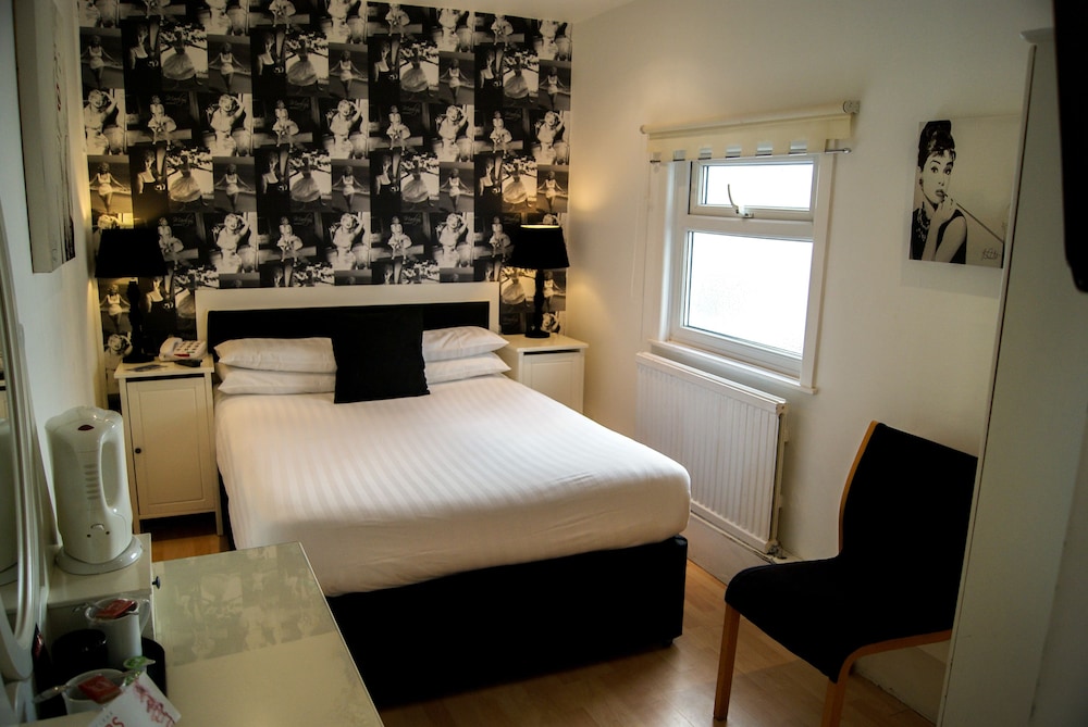 Compact, Double Bed