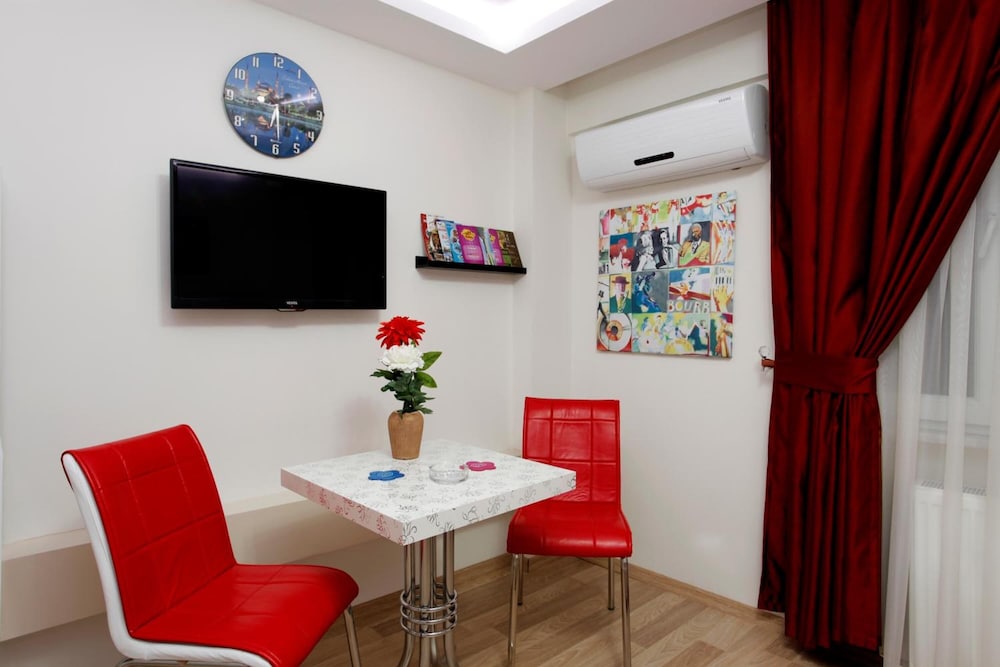Taksim Istiklal Suites 17/20