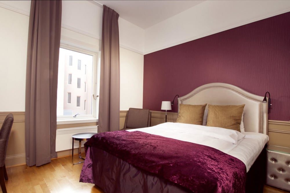 Home Hotel Amanda 4/50