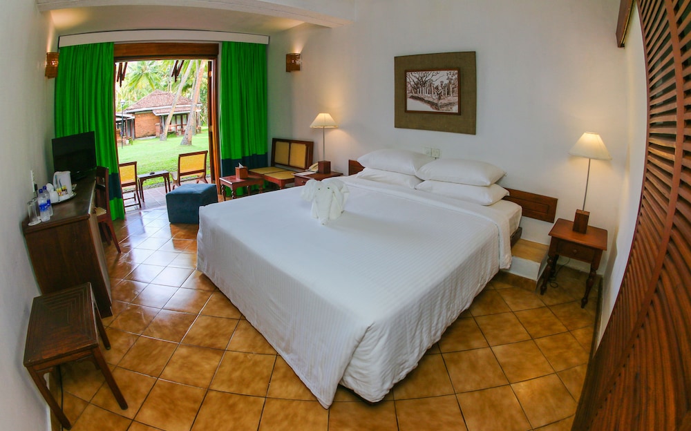 CLUB BENTOTA 3/50