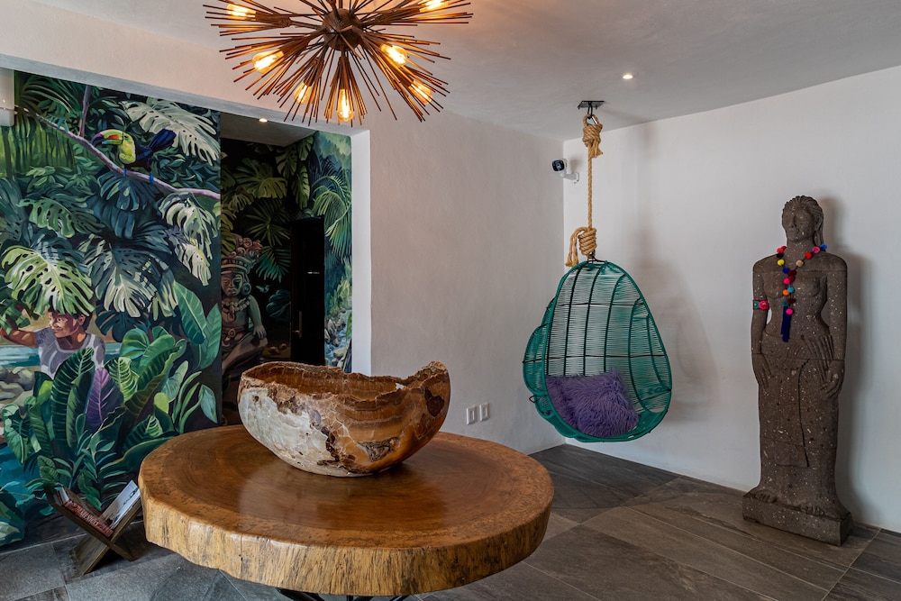 Cuale Condo Retreats 34/50