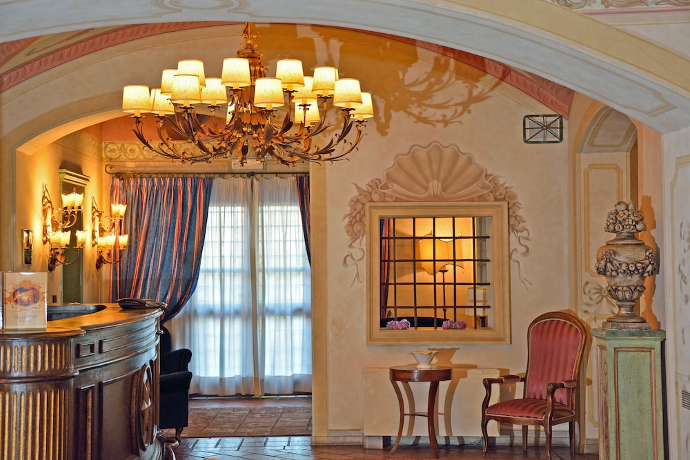 Boccaccio Hotel 49/65