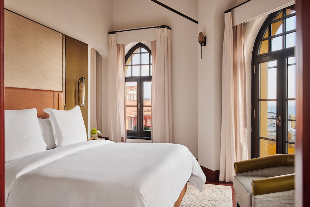 Room at Four Seasons Hotel Istanbul at Sultanahmet, ISTANBUL