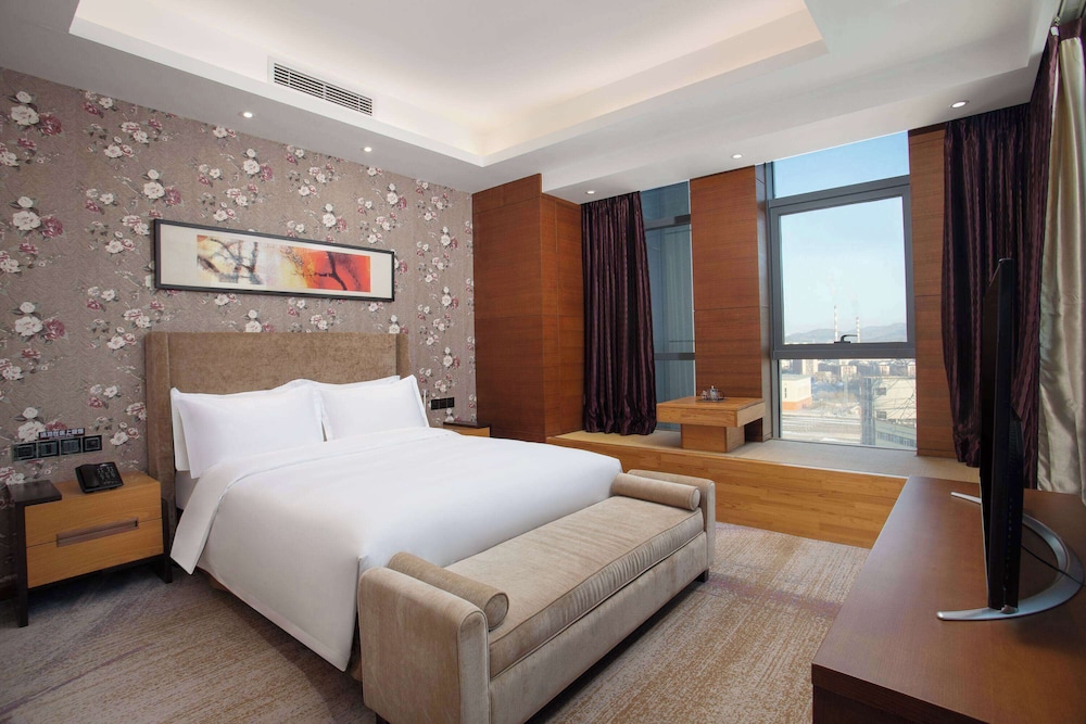 Days Hotel by Wyndham Jilin Railway Station 4/16