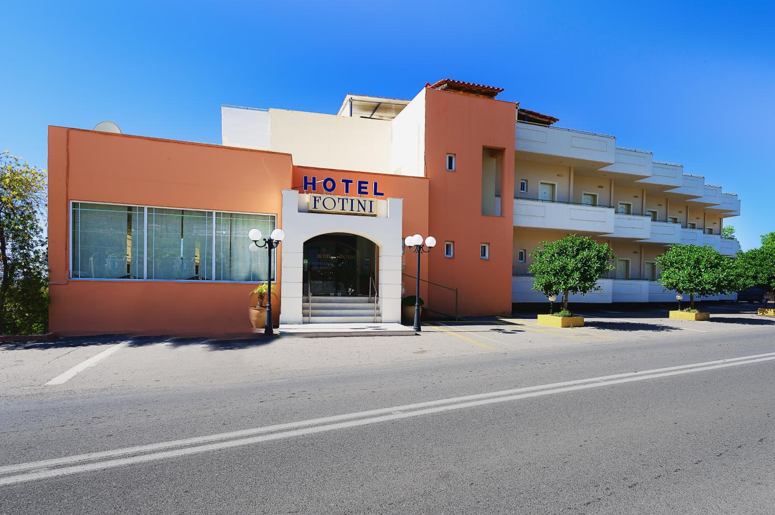 hotel fotini