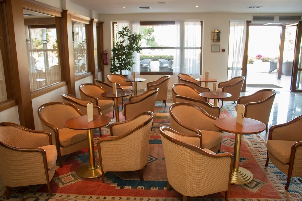 Aegean Melathron Thalasso Spa Hotel 59/81
