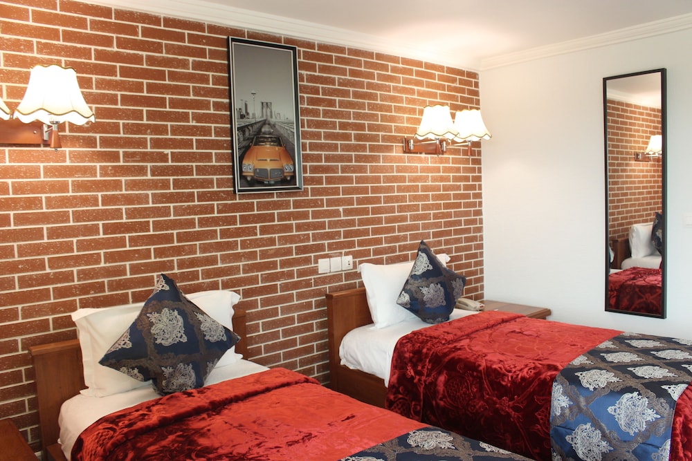 Adamaoua Grand Hotel 26/81