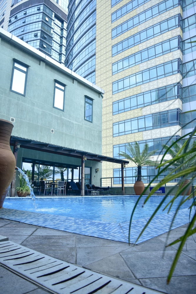 Harbour View Suites 32/60