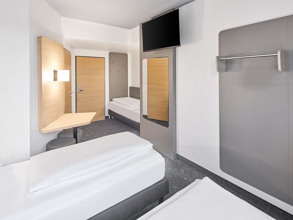 ROOM, TRIPLE, 3 BEDS