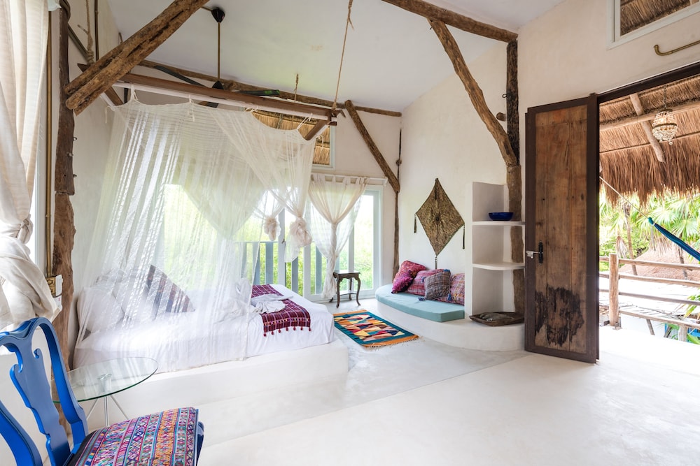 Cormoran Hotel Boutique & Cenote 6/48