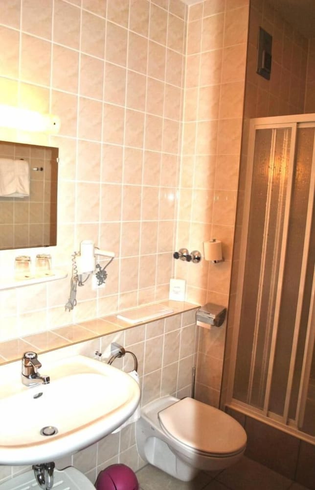 Heidehotel Lubast 32/33