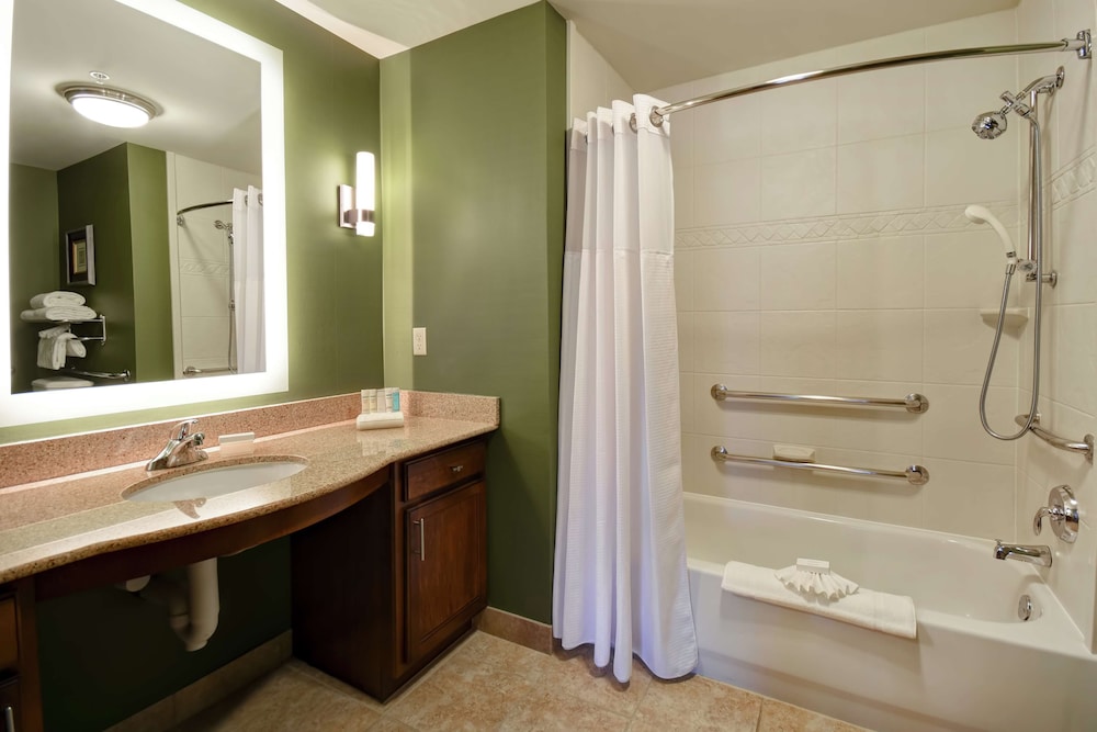 Homewood Suites by Hilton @ The Waterfront 12/45
