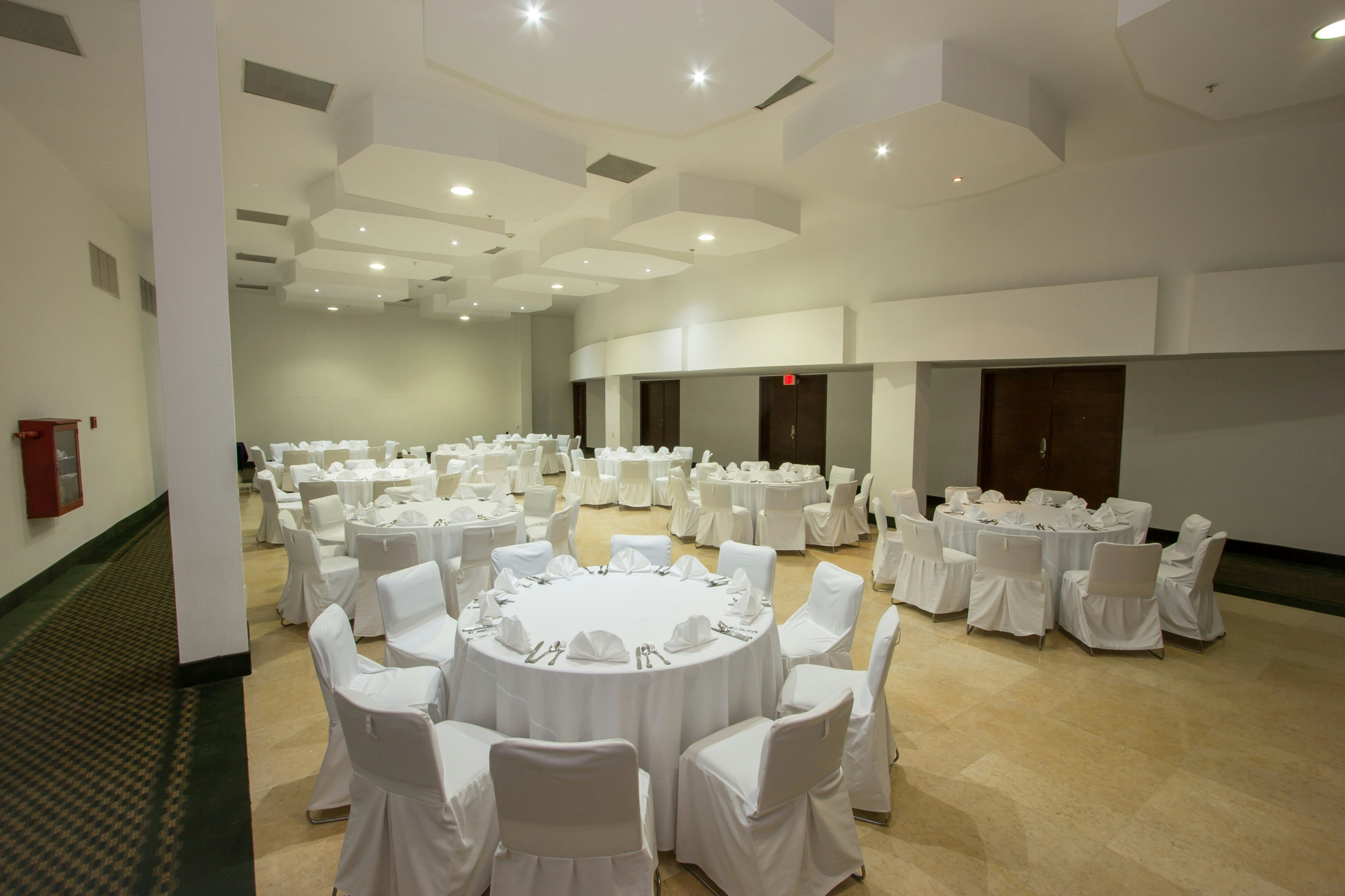 Holiday Inn Express Nuevo Laredo 37/51