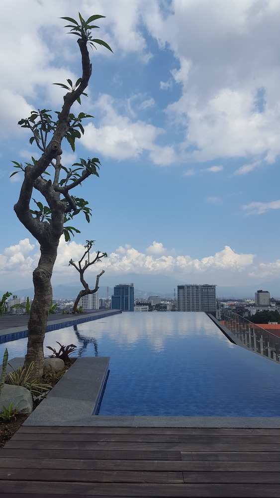 Janevalla Bandung 54/63