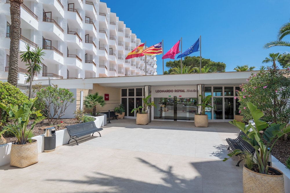 Leonardo Royal Ibiza Santa Eulalia 3/50