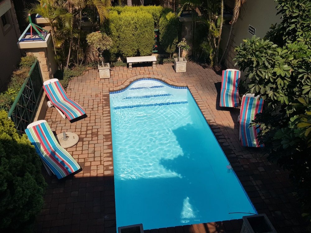 Court Classique Suite Hotel 26/50