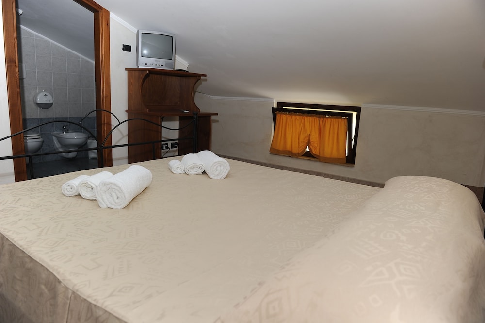 Hotel La Cometa 7/28