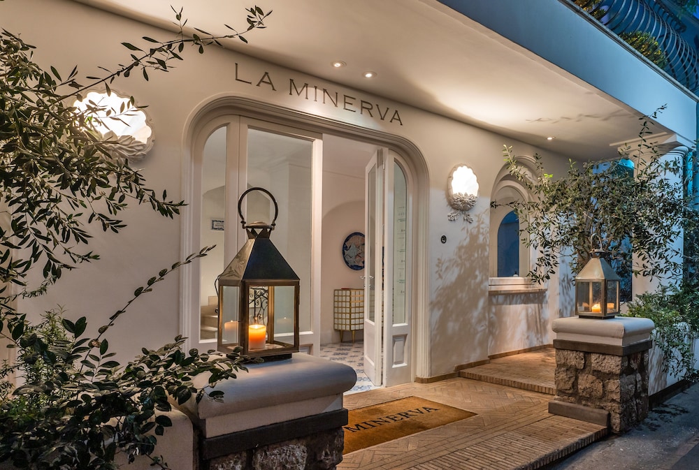 Hotel La Minerva 2/50