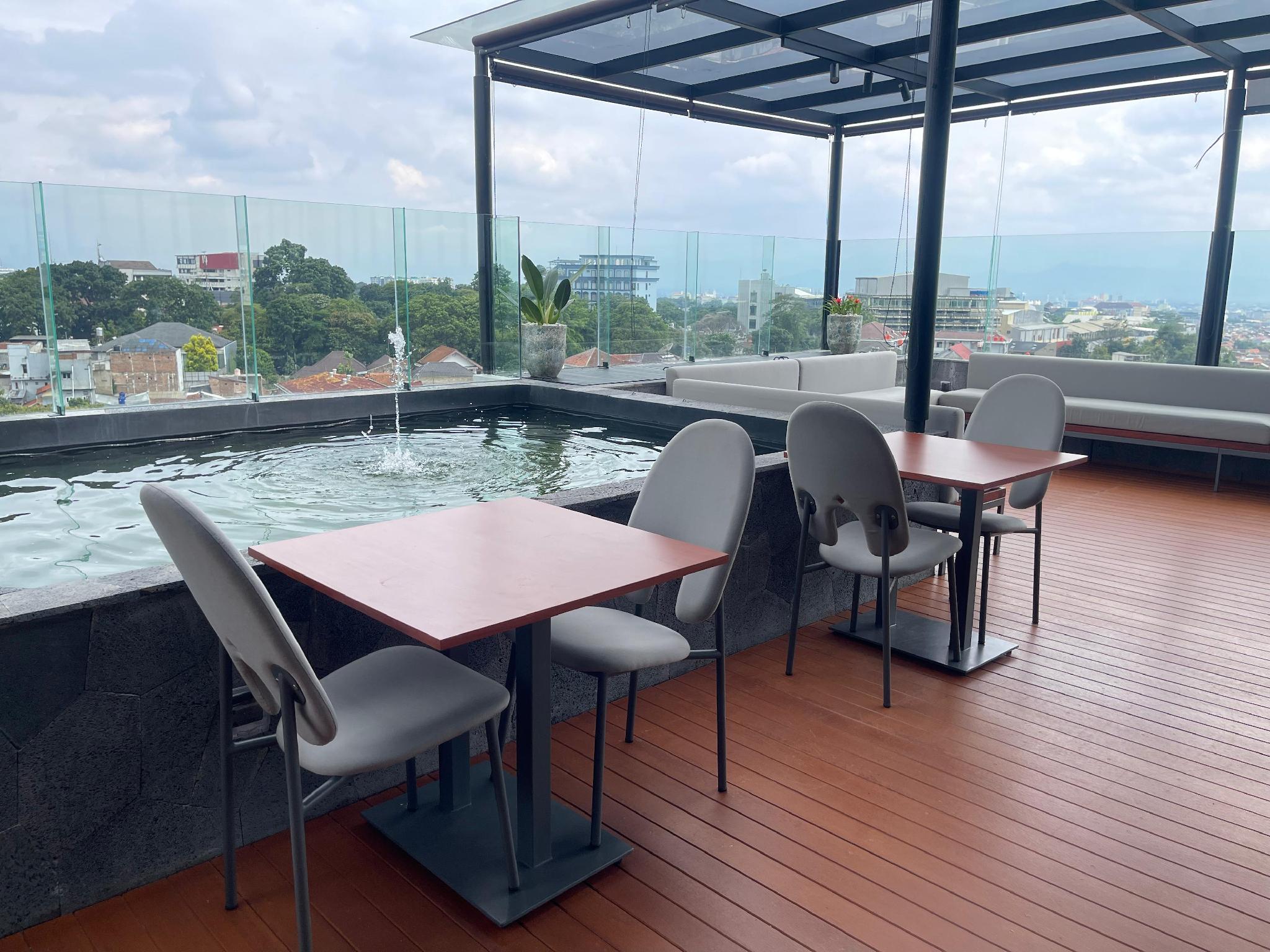 Mewangi Hotel Bandung 11/16