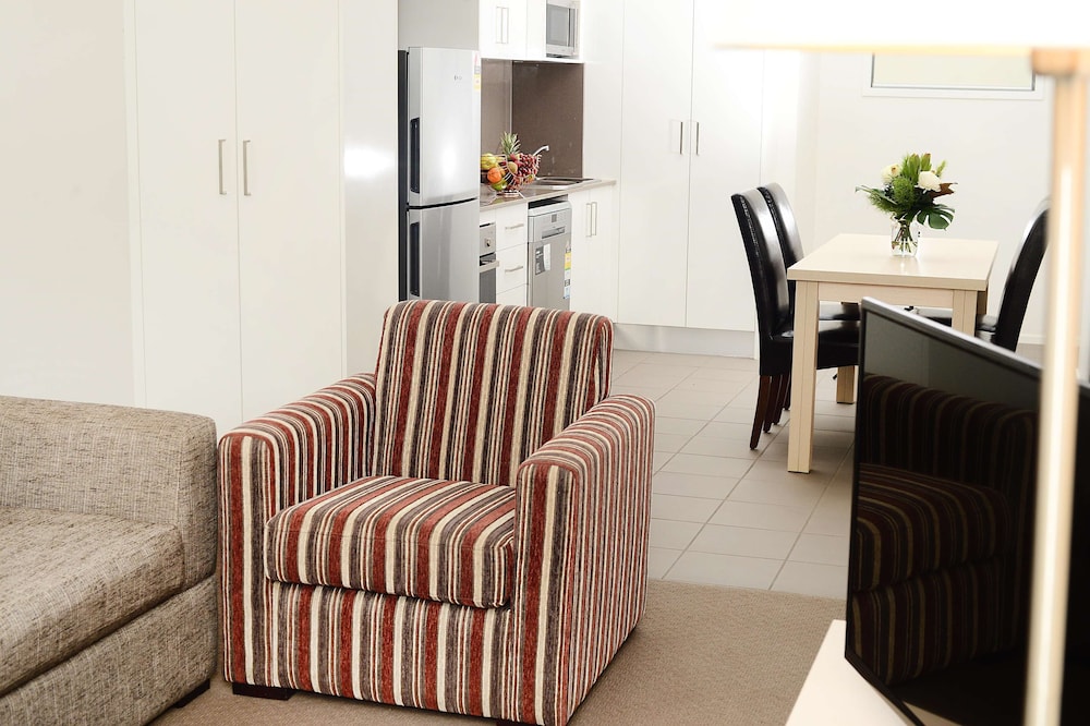 Oaks Moranbah Suites 41/54